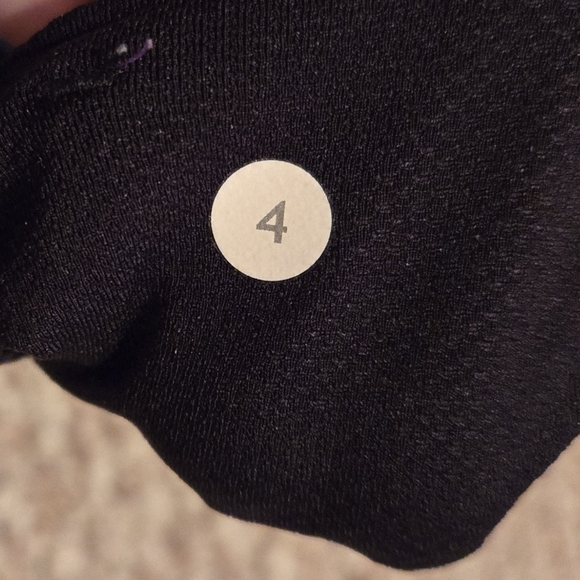 Lululemon Speed Track ShortRio Nights Multi Women's Size 4 - Picture 6 of 6